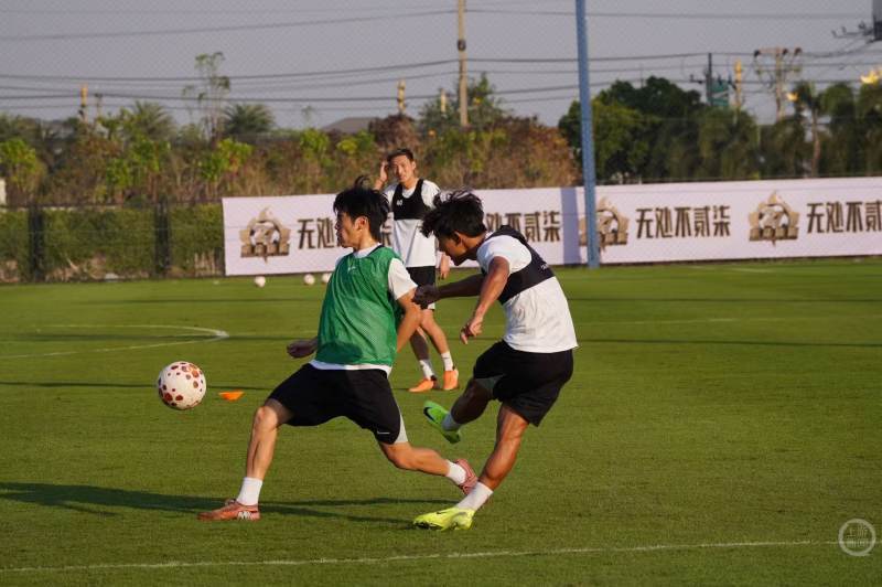 世界杯半决赛时间-新春走基层 | 铜梁龙冬训备战中超：希望在新赛季展现重庆队的精气神